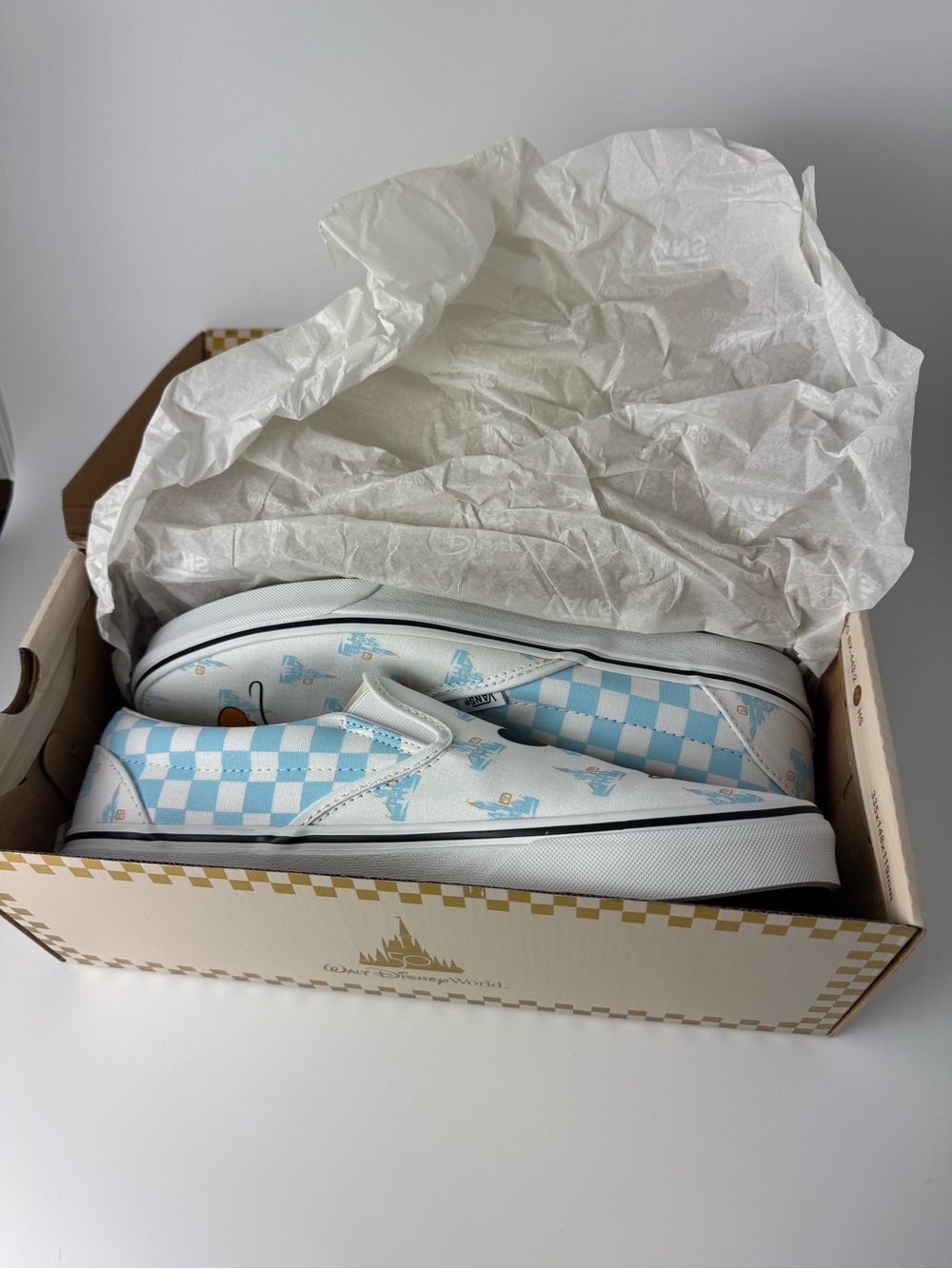 Walt Disney World Vans Mickey Mouse Blue - Mens 12 (New in original box) - Picture 3 of 13